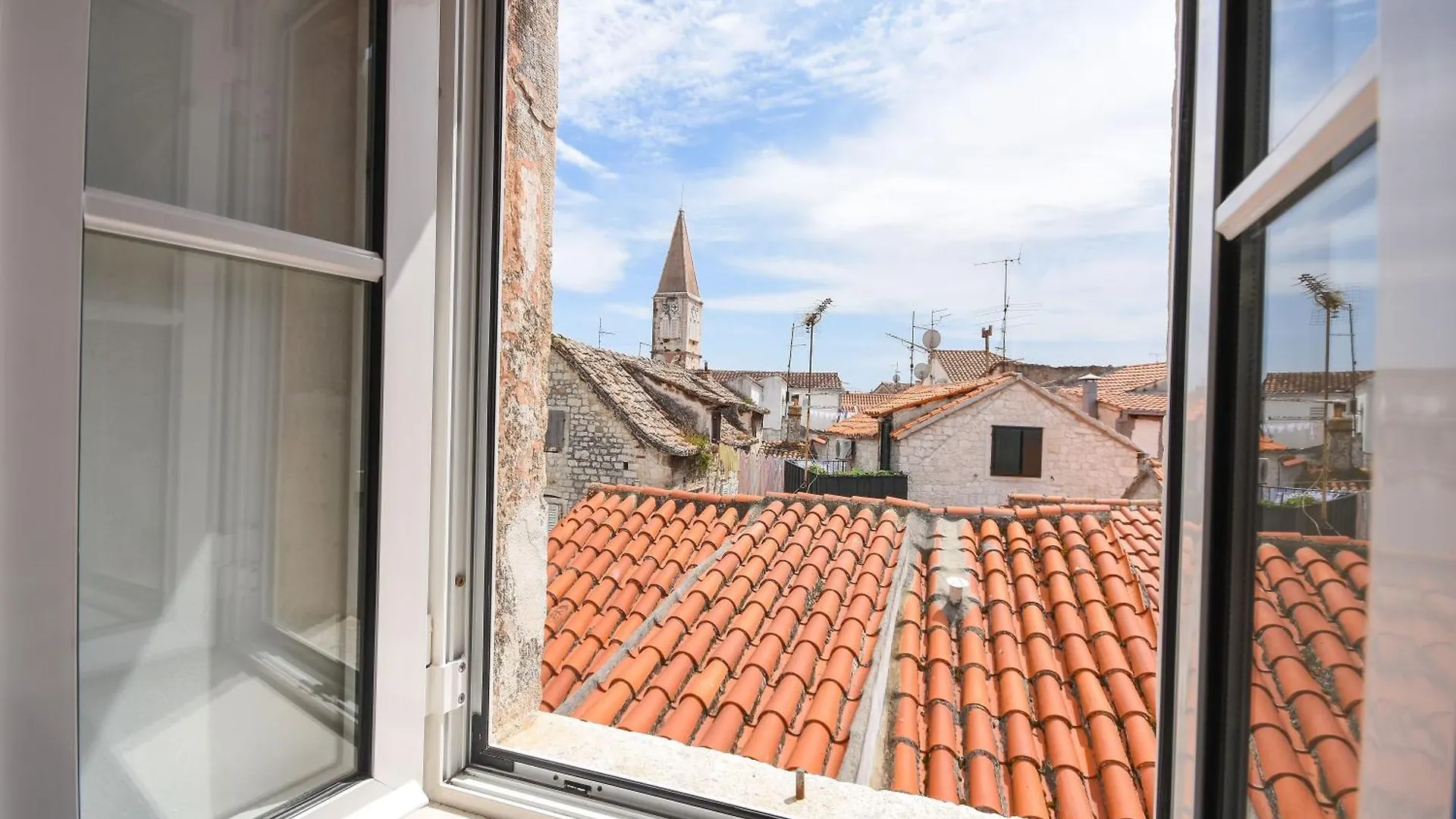 Tragos Lemon Tree Apartment Trogir