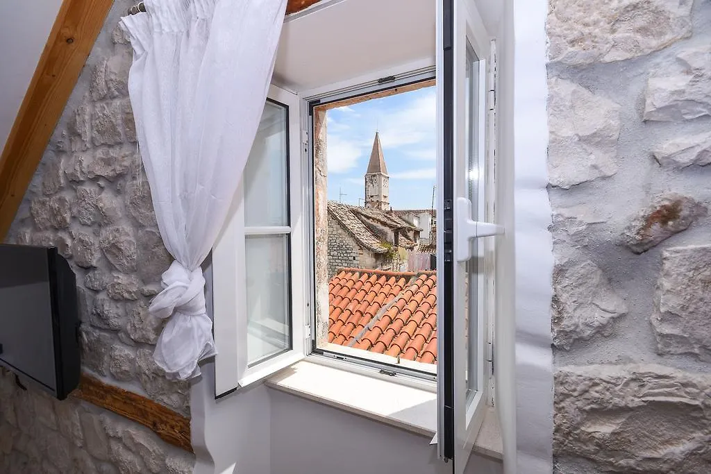 Tragos Lemon Tree Apartment Trogir