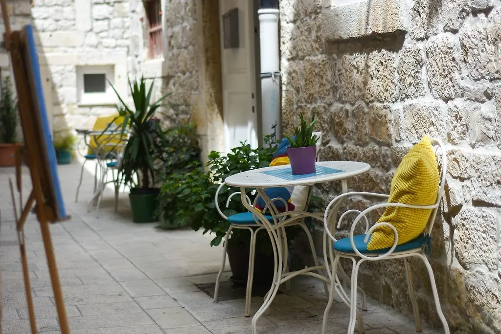 Tragos Lemon Tree Apartment Trogir 0*,