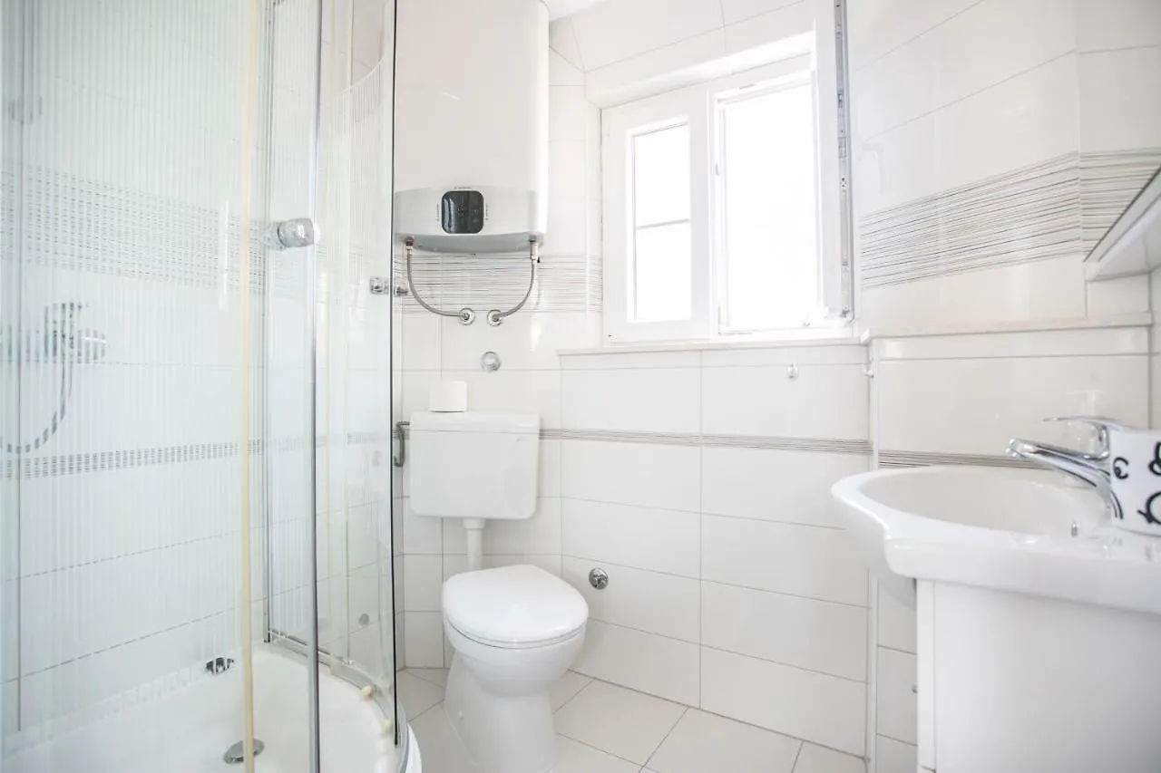 Tragos Lemon Tree Apartment Trogir
